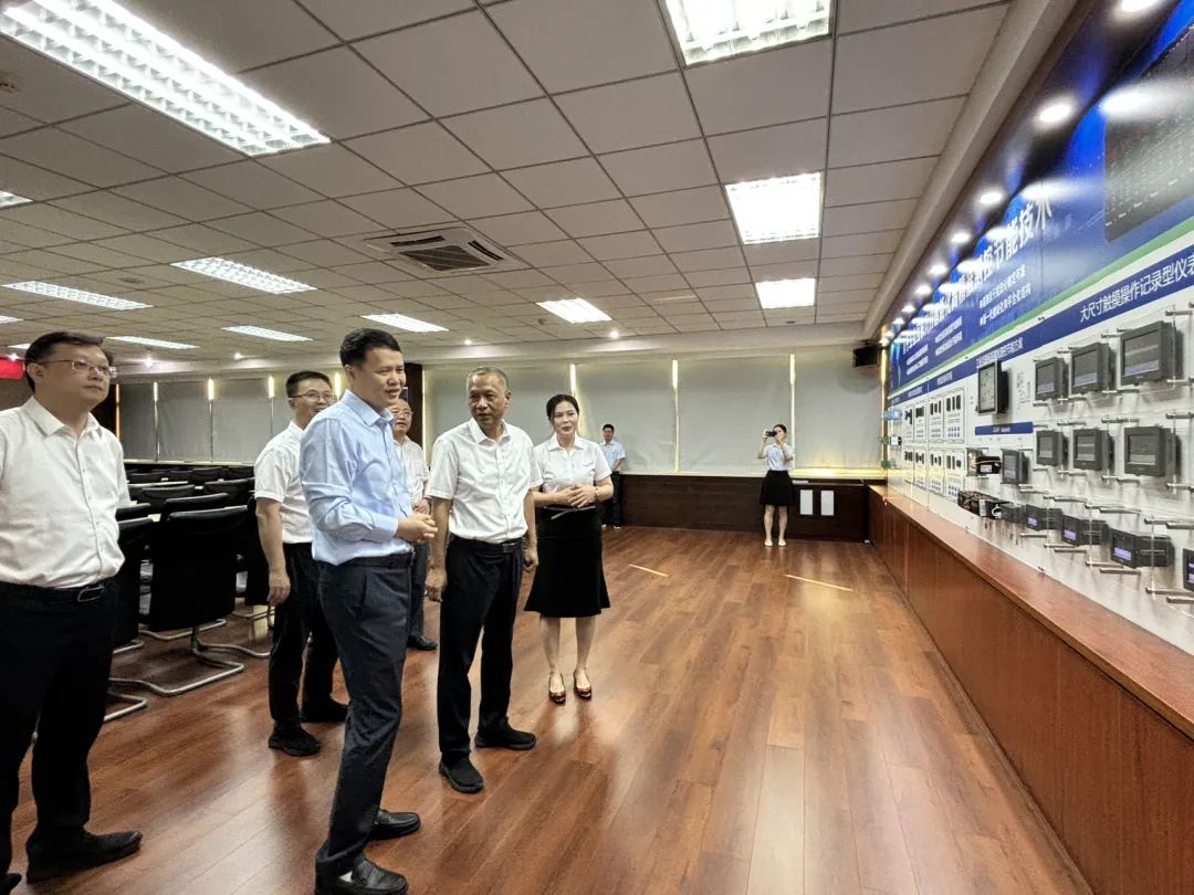 D:\Documents\Desktop\640.jpg D:\Documents\Desktop\640.jpg